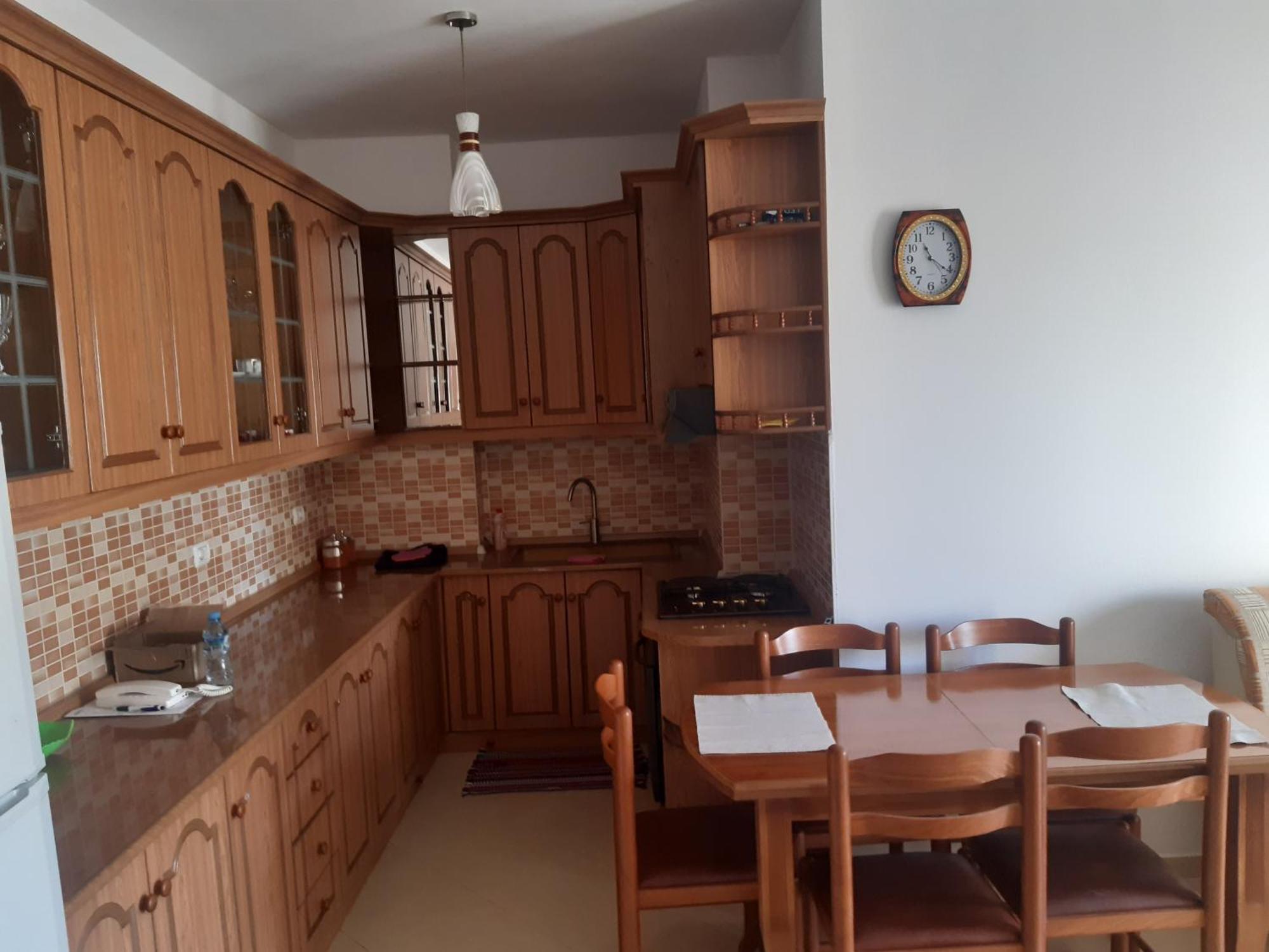 Emily House Apartment Fier Ngoại thất bức ảnh