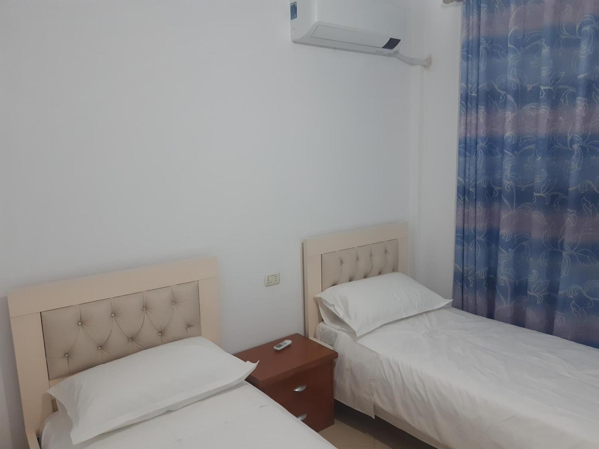 Emily House Apartment Fier Ngoại thất bức ảnh