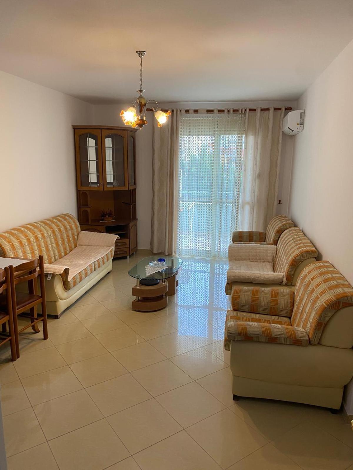 Emily House Apartment Fier Ngoại thất bức ảnh
