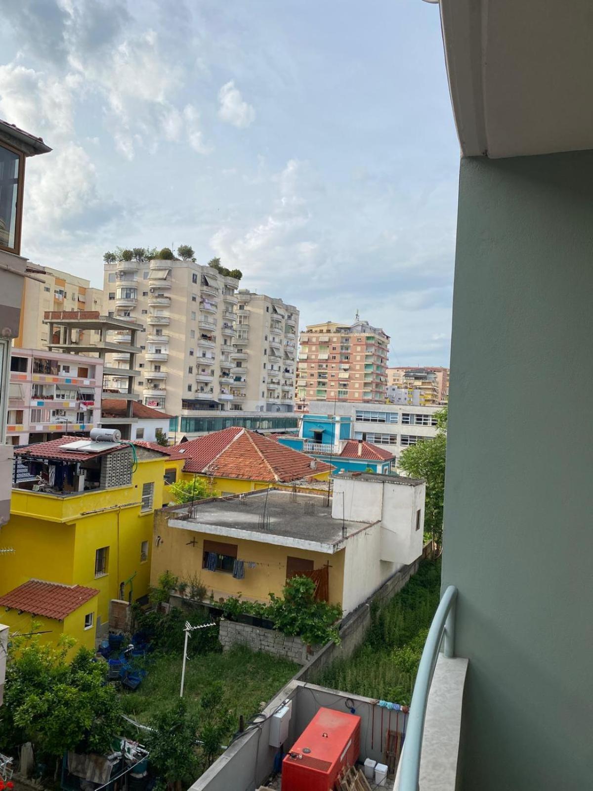 Emily House Apartment Fier Ngoại thất bức ảnh